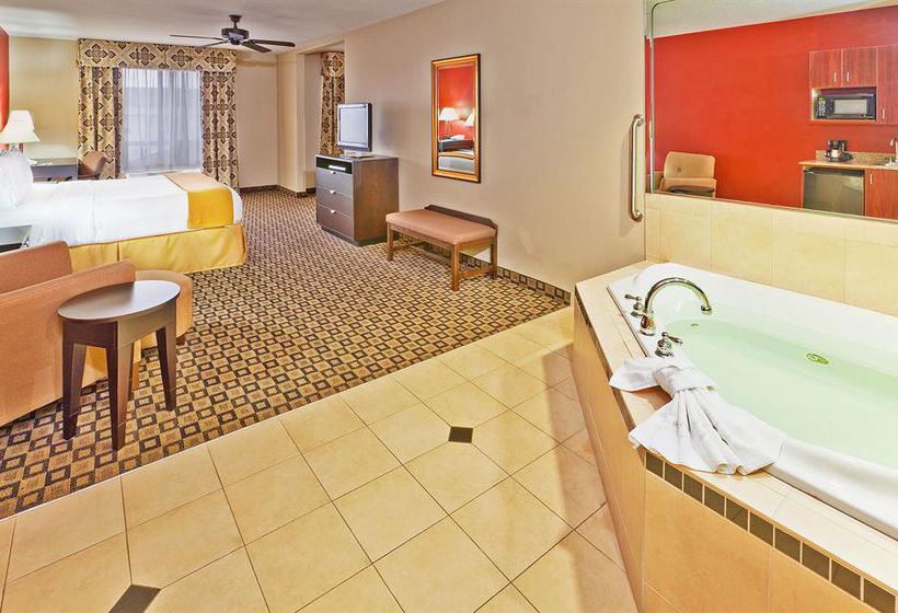 Hotel Holiday Inn Express & Suites Clinton  | Clinton | Mississippi | United States 2