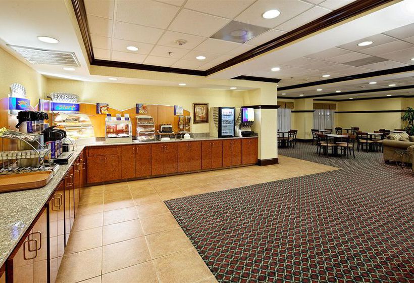 Hotel Holiday Inn Express & Suites Grenada  | Grenada | Mississippi | United States 16