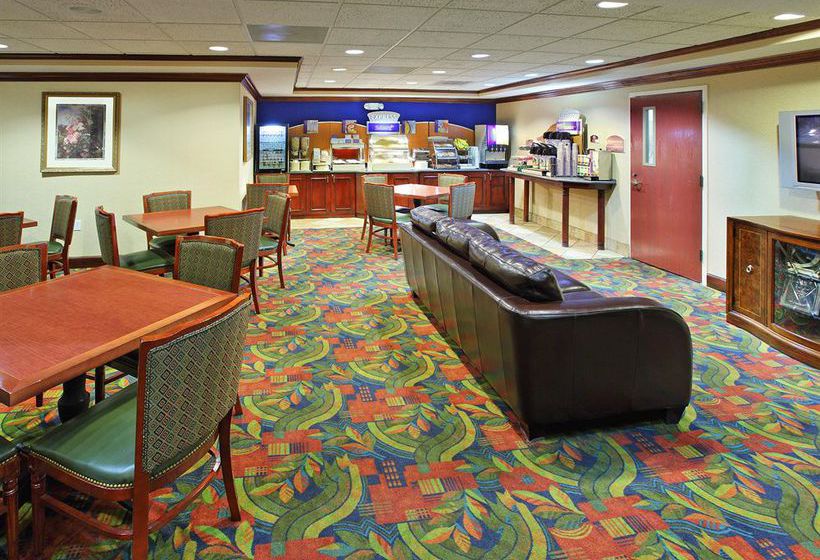 Hotel Holiday Inn Express North Little Rock  | North Little Rock | Arkansas | United States 7