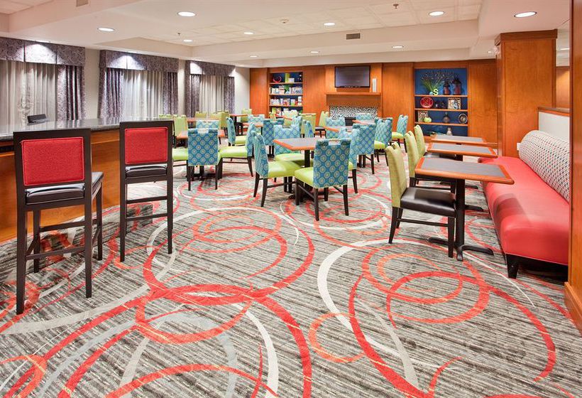 Hotel Holiday Inn Express Fremont  | Fremont | Nebraska | United States 1