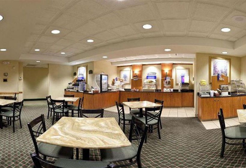 Hotel Holiday Inn Express Fremont  | Fremont | Nebraska | United States 19