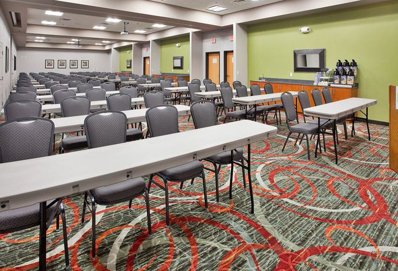 Hotel Holiday Inn Express Fremont  | Fremont | Nebraska | United States 2