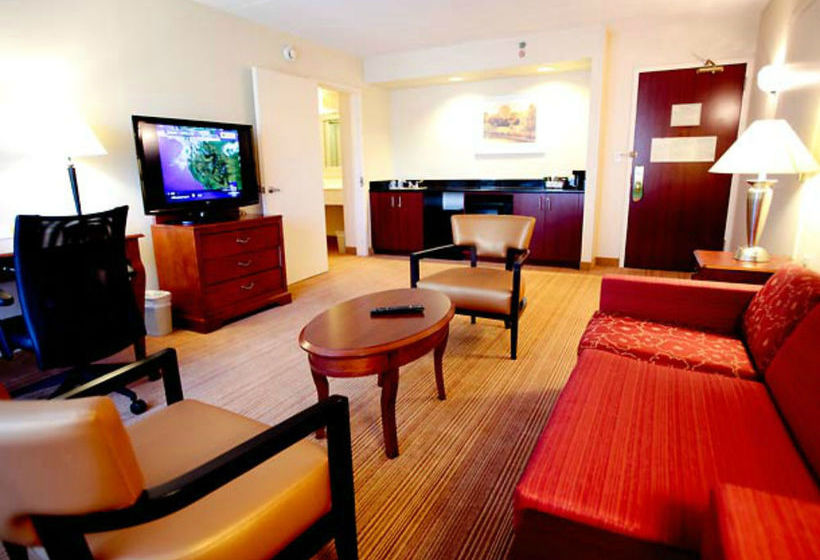 Hotel Courtyard Edison Woodbridge  | Edison | New Jersey | United States 16
