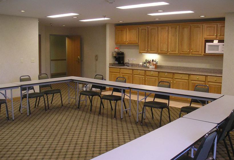 Holiday Inn Express Hotel Elkhart South  | Elkhart | Indiana | United States 13
