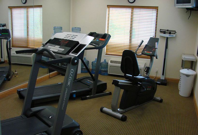 Holiday Inn Express Hotel Elkhart South  | Elkhart | Indiana | United States 15