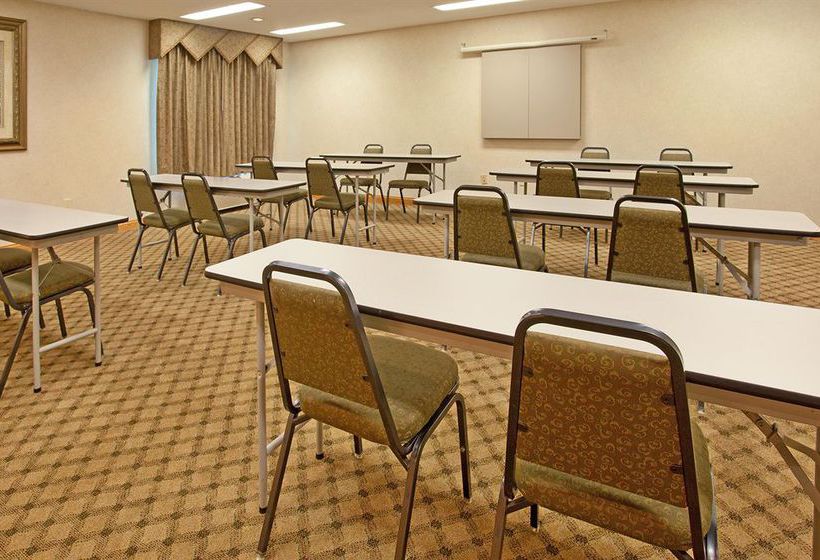 Holiday Inn Express Hotel Elkhart South  | Elkhart | Indiana | United States 17