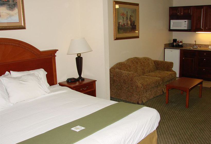Holiday Inn Express Hotel Elkhart South  | Elkhart | Indiana | United States 20