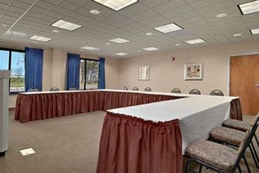 Hotel Wingate by Wyndham Erie  | Erie | Pennsylvania | Hotel negli Stati Uniti 1