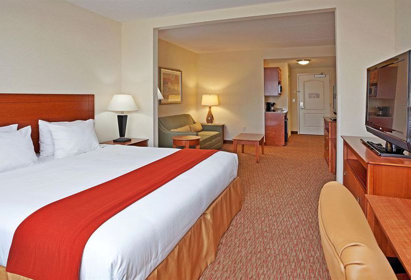 Holiday Inn Express Hotel & Suites Greensboro - Airport Area  | Greensboro | North Carolina | United States 14