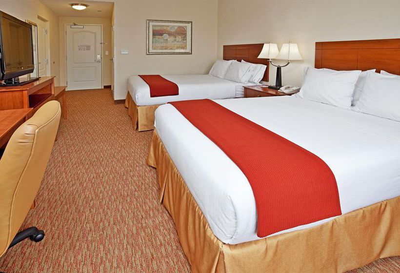 Holiday Inn Express Hotel & Suites Greensboro - Airport Area  | Greensboro | North Carolina | United States 7