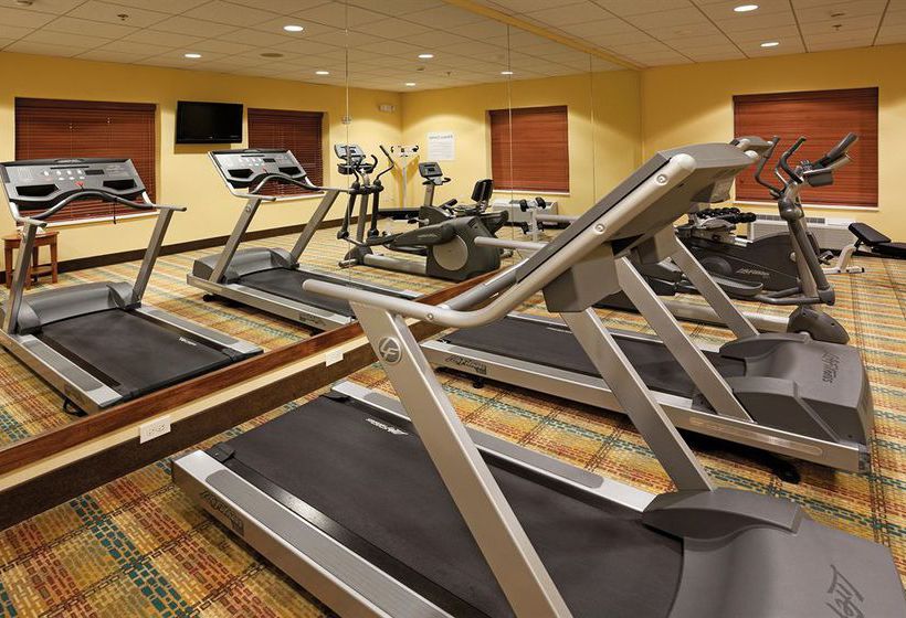 Holiday Inn Express Hotel & Suites Greensboro - Airport Area  | Greensboro | North Carolina | United States 8