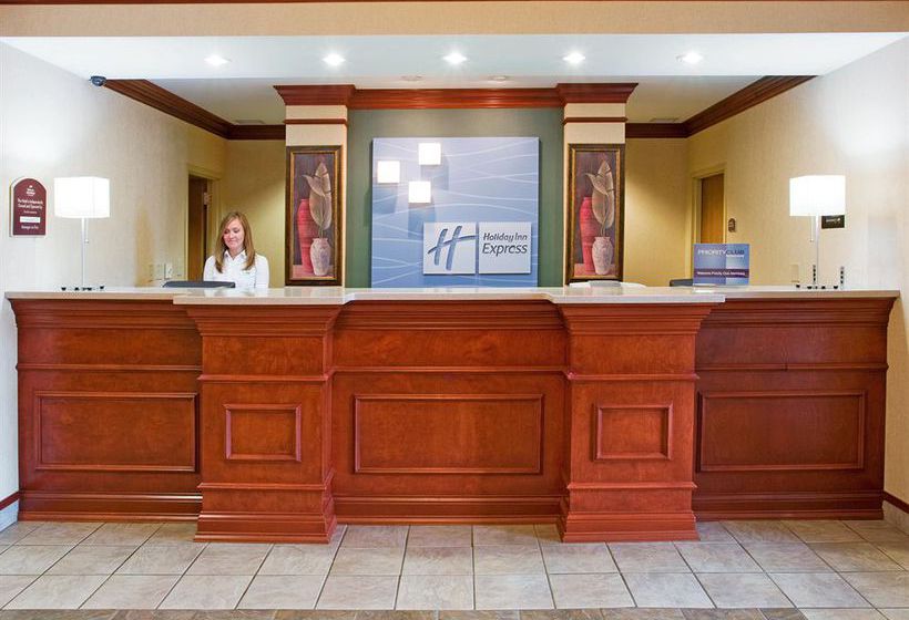 Holiday Inn Express Hotel & Suites Lenoir City 