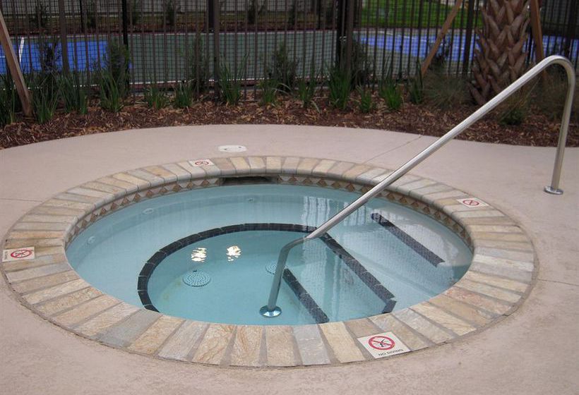 Staybridge Suites Lafayette-Airport