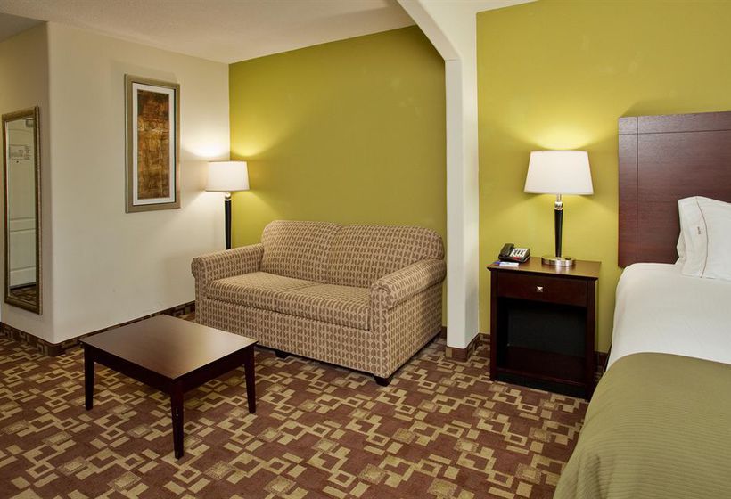 Holiday Inn Express Hotel & Suites Kansas City Sports Complex  | Kansas City | Missouri | United States 18
