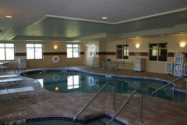 Hotel Hampton Inn Suites Grafton  | Grafton | Wisconsin | United States 11