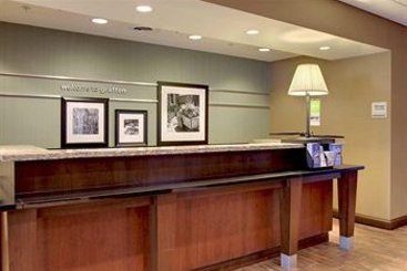 Hotel Hampton Inn Suites Grafton  | Grafton | Wisconsin | United States 3