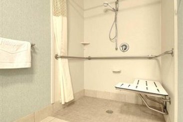 Hotel Hampton Inn Suites Grafton  | Grafton | Wisconsin | United States 8