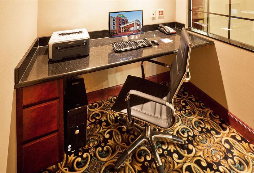 Holiday Inn Express Hotel & Suites Oklahoma City Westyukon  | Oklahoma City | Oklahoma | Estados Unidos 3