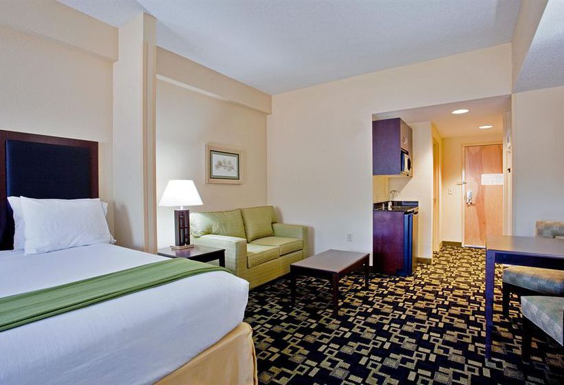 Holiday Inn Express Hotel & Suites Raleigh Southwest  | Raleigh | North Carolina | United States 14