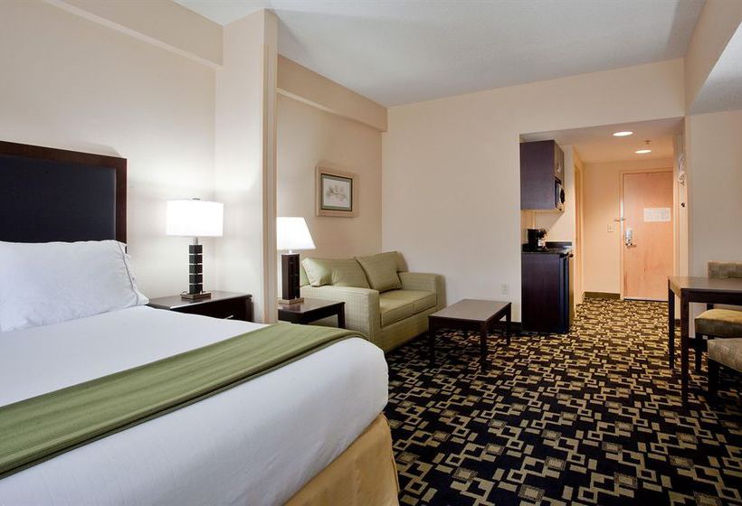 Holiday Inn Express Hotel & Suites Raleigh Southwest  | Raleigh | North Carolina | United States 18