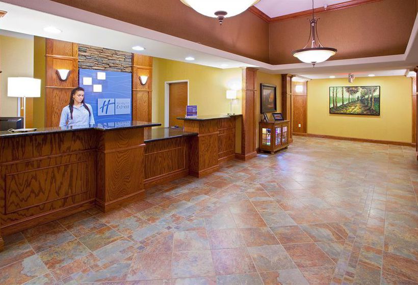 Holiday Inn Express Hotel & Suites Weston  | Weston | West Virginia | United States 12