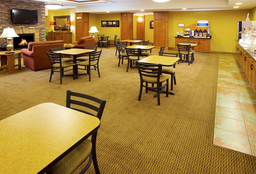 Holiday Inn Express Hotel & Suites Weston  | Weston | West Virginia | United States 7