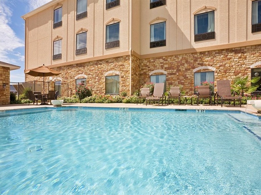 Holiday Inn Express Hotel & Suites Texarkana  | Texarkana | Texas | United States 2