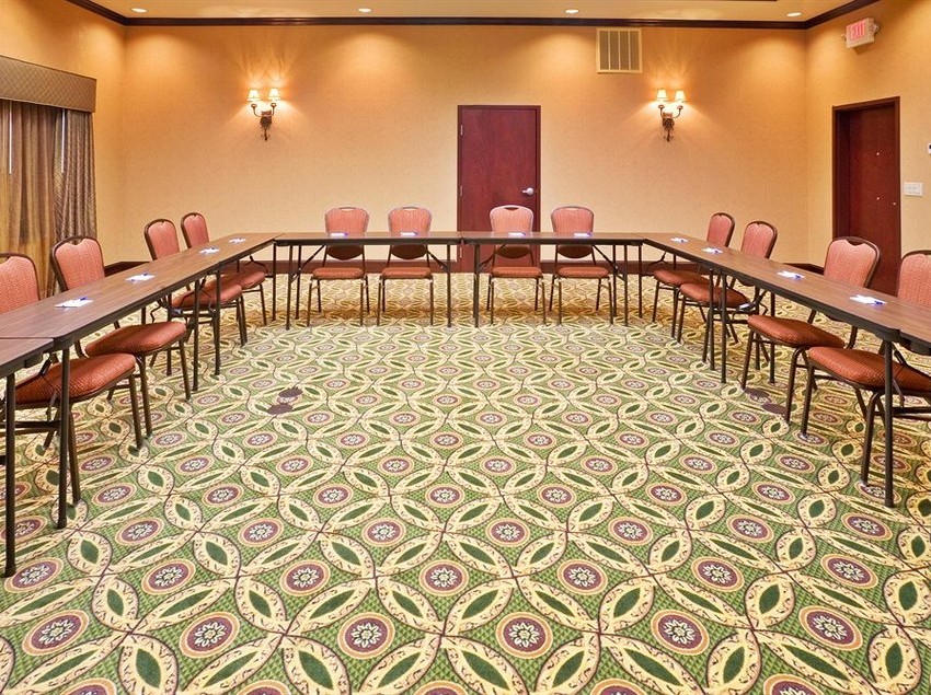 Holiday Inn Express Hotel & Suites Texarkana  | Texarkana | Texas | United States 3