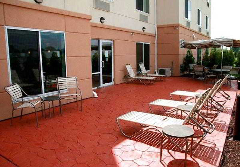 Hotel Fairfield Inn & Suites Toledo North Ohio