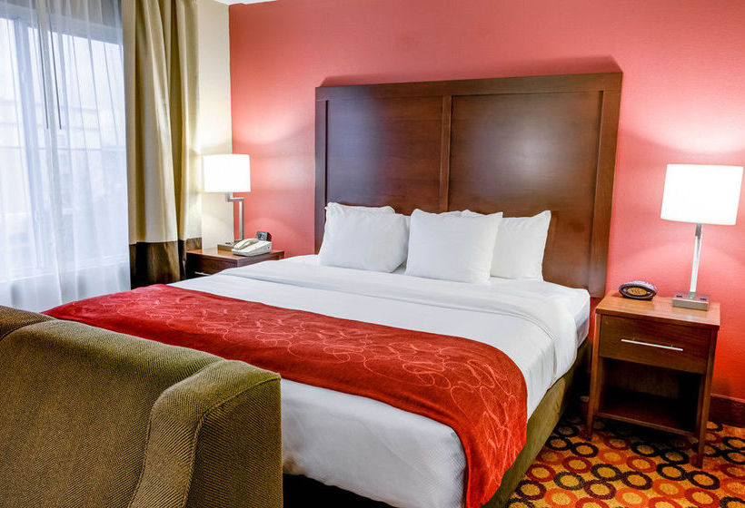Hotel Comfort Suites Concord  | Concord | North Carolina | United States 14