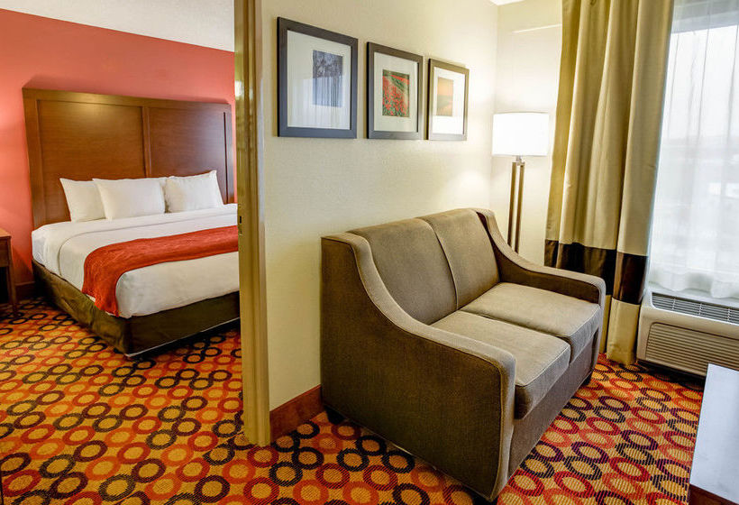 Hotel Comfort Suites Concord  | Concord | North Carolina | United States 20