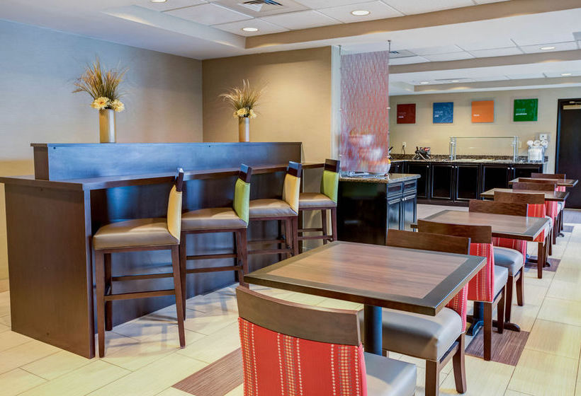 Hotel Comfort Suites Concord  | Concord | North Carolina | United States 4