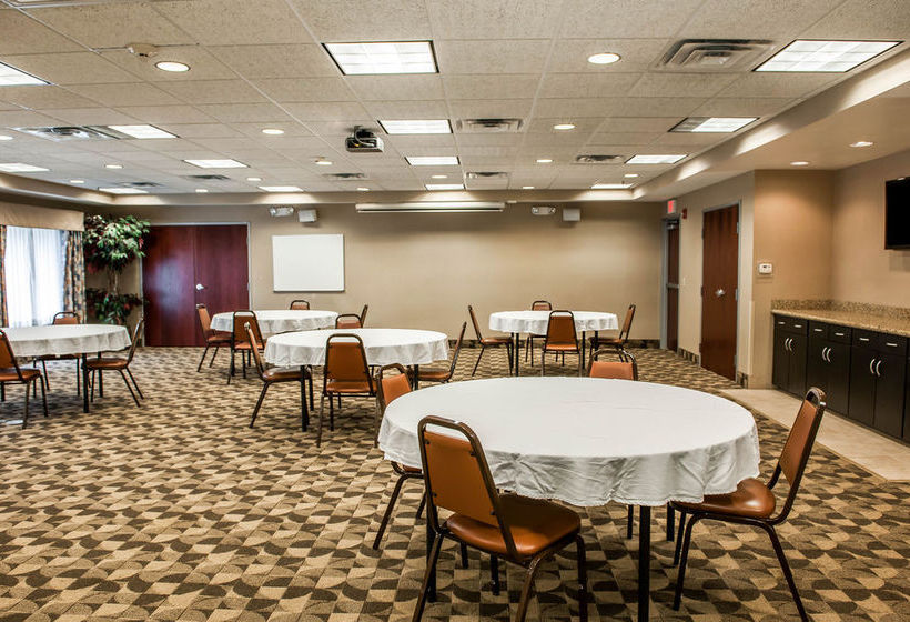 Hotel Comfort Suites South  | Elkhart | Indiana | United States 11