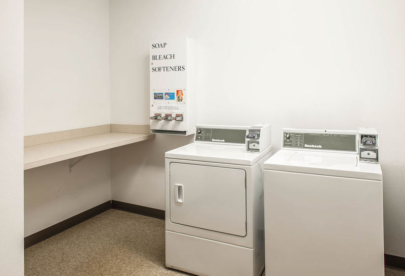 Hotel Comfort Suites South  | Elkhart | Indiana | United States 18