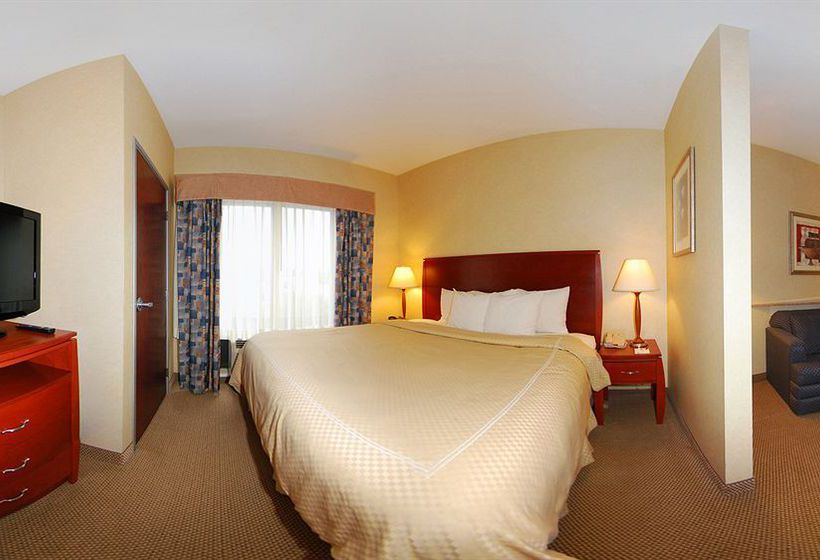Hotel Comfort Suites South  | Elkhart | Indiana | United States 4