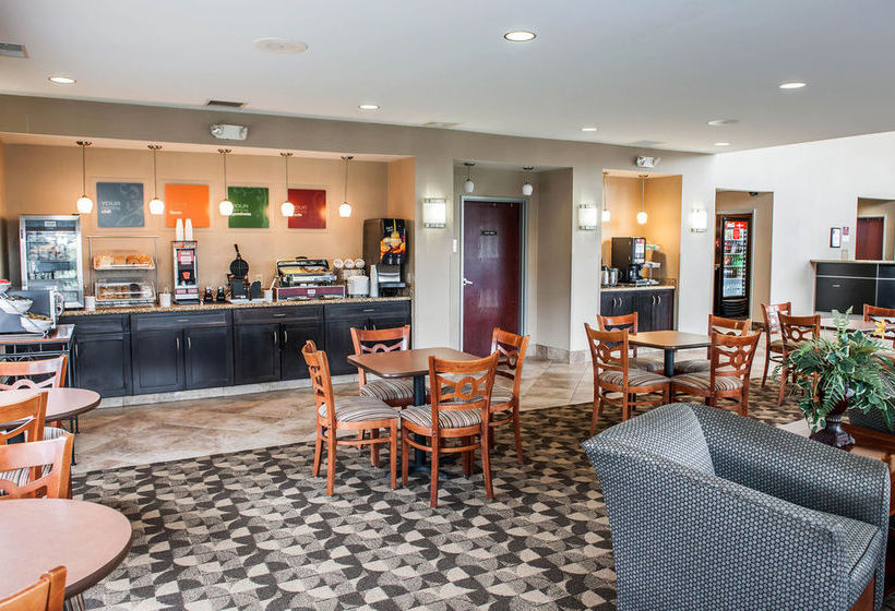 Hotel Comfort Suites South  | Elkhart | Indiana | United States 6
