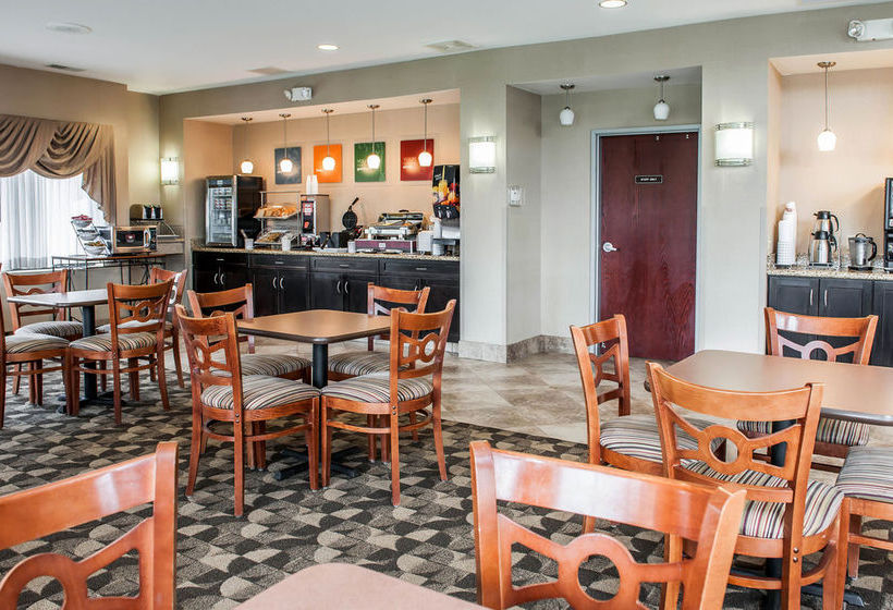 Hotel Comfort Suites South  | Elkhart | Indiana | United States 7