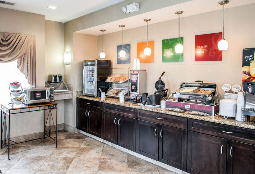 Hotel Comfort Suites South  | Elkhart | Indiana | United States 9