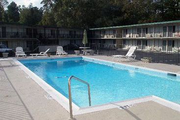 Hotel Econo Lodge Conway  | Conway | South Carolina | United States 2