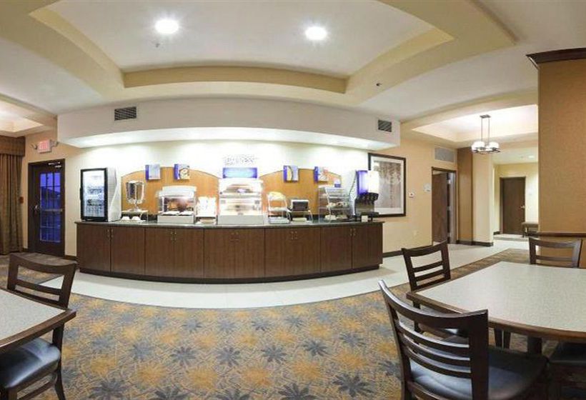 Holiday Inn Express Hotel & Suites Lamar  | Lamar | Colorado | United States 4