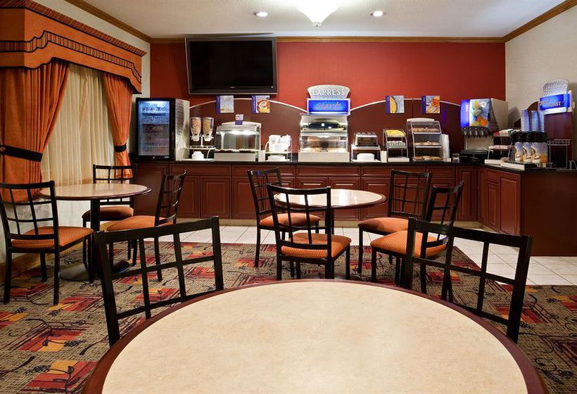 Hotel Holiday Inn Express Kendallville  | Kendallville | Indiana | United States 12