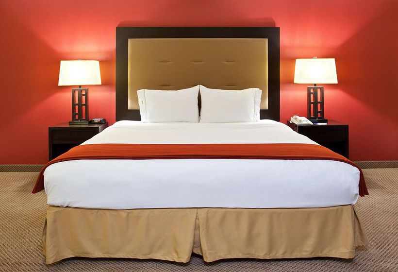 Hotel Holiday Inn Express Kendallville  | Kendallville | Indiana | United States 20