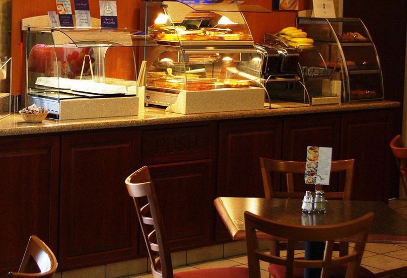 Hotel Holiday Inn Express Muncie  | Muncie | Indiana | United States 13