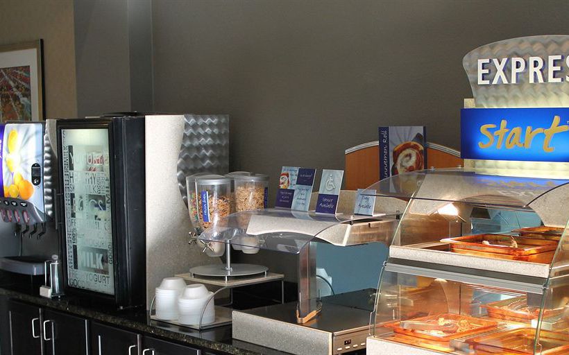 Hotel Holiday Inn Express Starkville  | Starkville | Mississippi | United States 20