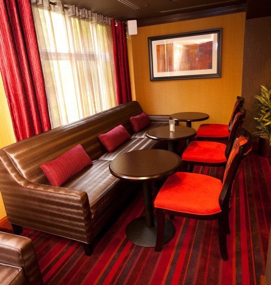 Hotel Holiday Inn Express & Suites Vineland Millville   | Vineland | New Jersey | United States 1