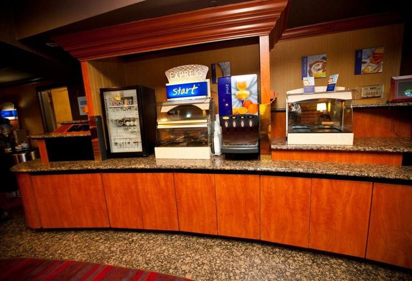 Hotel Holiday Inn Express & Suites Vineland Millville   | Vineland | New Jersey | United States 12