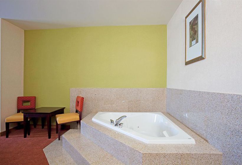 Holiday Inn Express Hotel & Suites Minden  | Minden | Nevada | United States 8