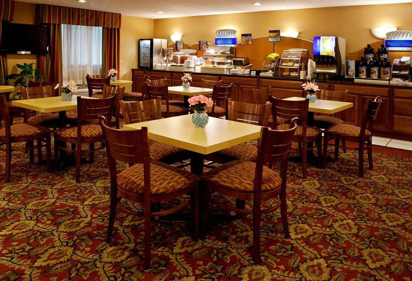 Hotel Holiday Inn Express Mt.Vernon  | Mount Vernon | Ohio | United States 1