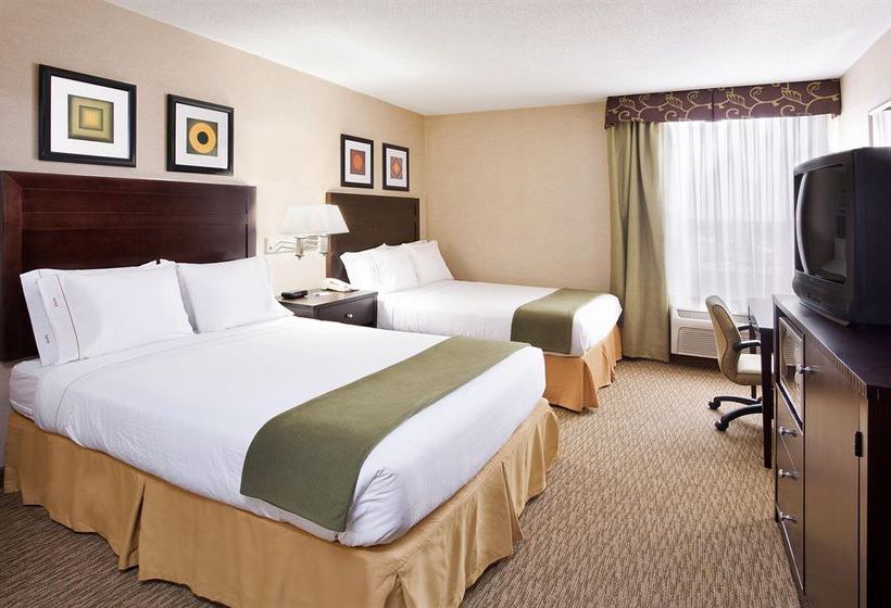 Hotel Holiday Inn Express Cleveland Streetsboro  | Streetsboro | Ohio | United States 11