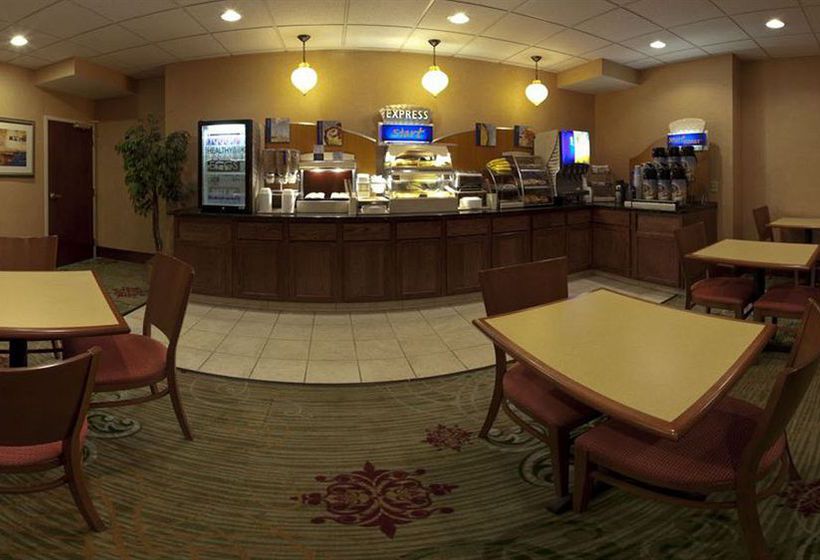 Hotel Holiday Inn Express Cleveland Streetsboro  | Streetsboro | Ohio | United States 19
